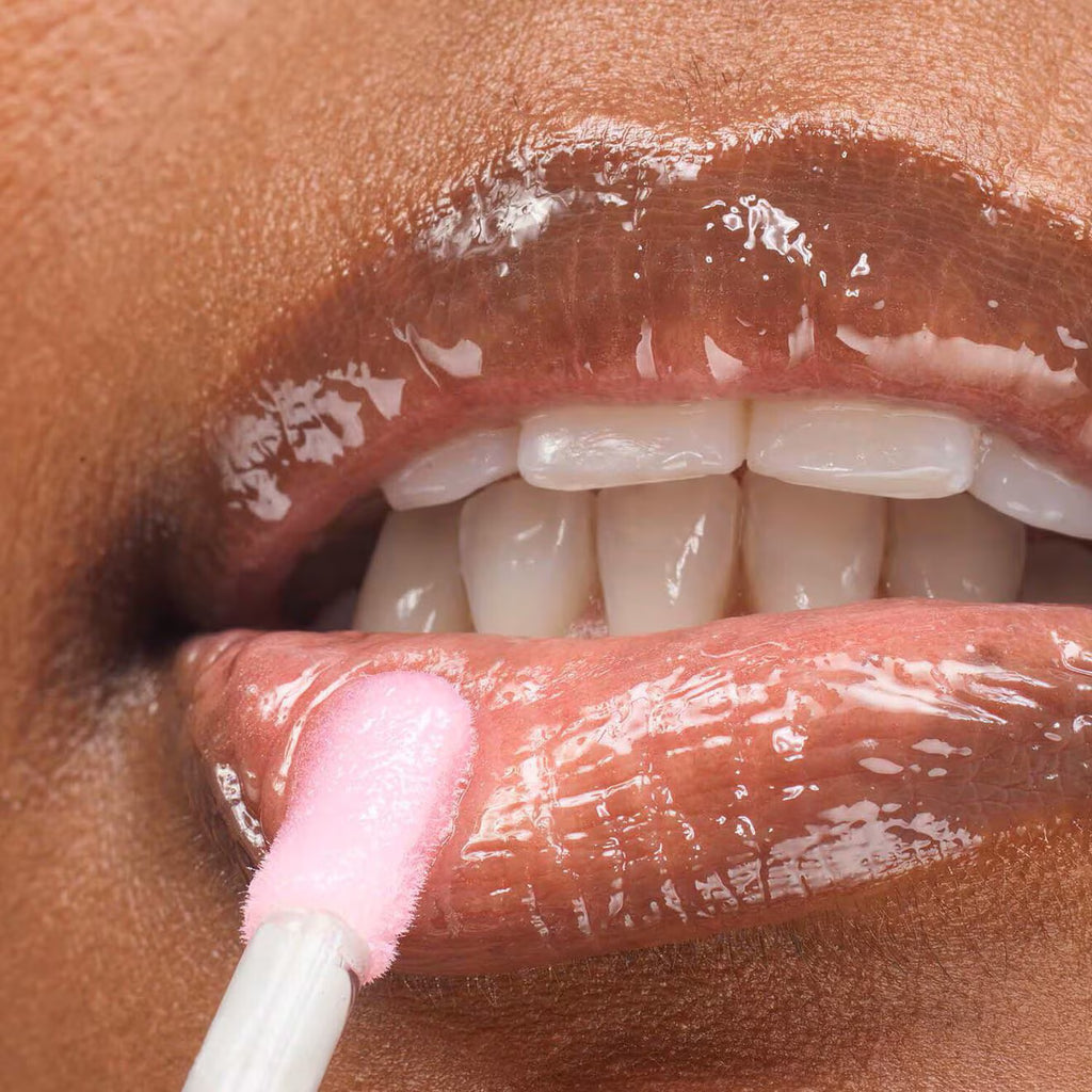 GLOSSIER Glassy High-Shine Lip Gloss