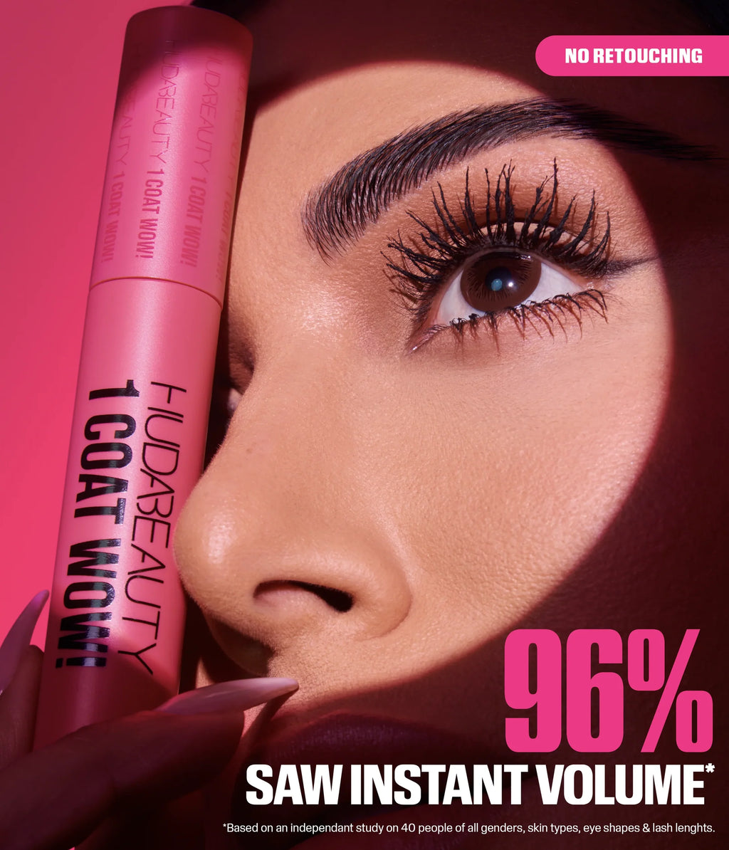 HUDA BEAUTY 1 COAT WOW! EXTRA VOLUMIZING AND LIFTING MASCARA MINI